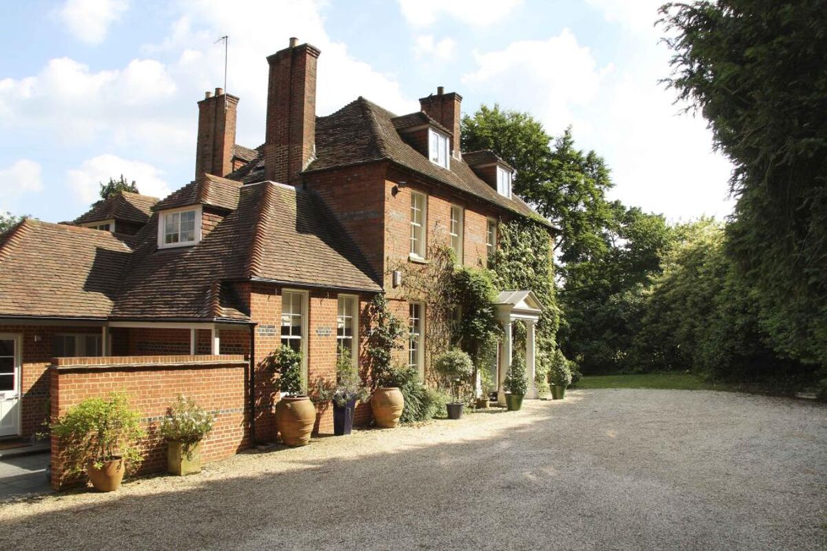 house for sale in Wellbrook House, Woolton Hill, Newbury, Hampshire