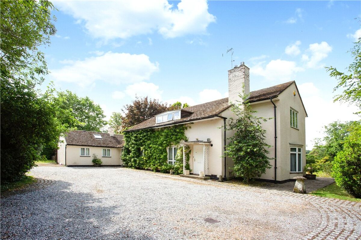 house for sale in High Street, Kintbury, Hungerford, Berkshire, RG17