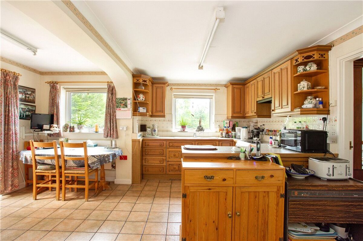 house for sale in High Street, Kintbury, Hungerford, Berkshire, RG17 HNG100022 Knight Frank