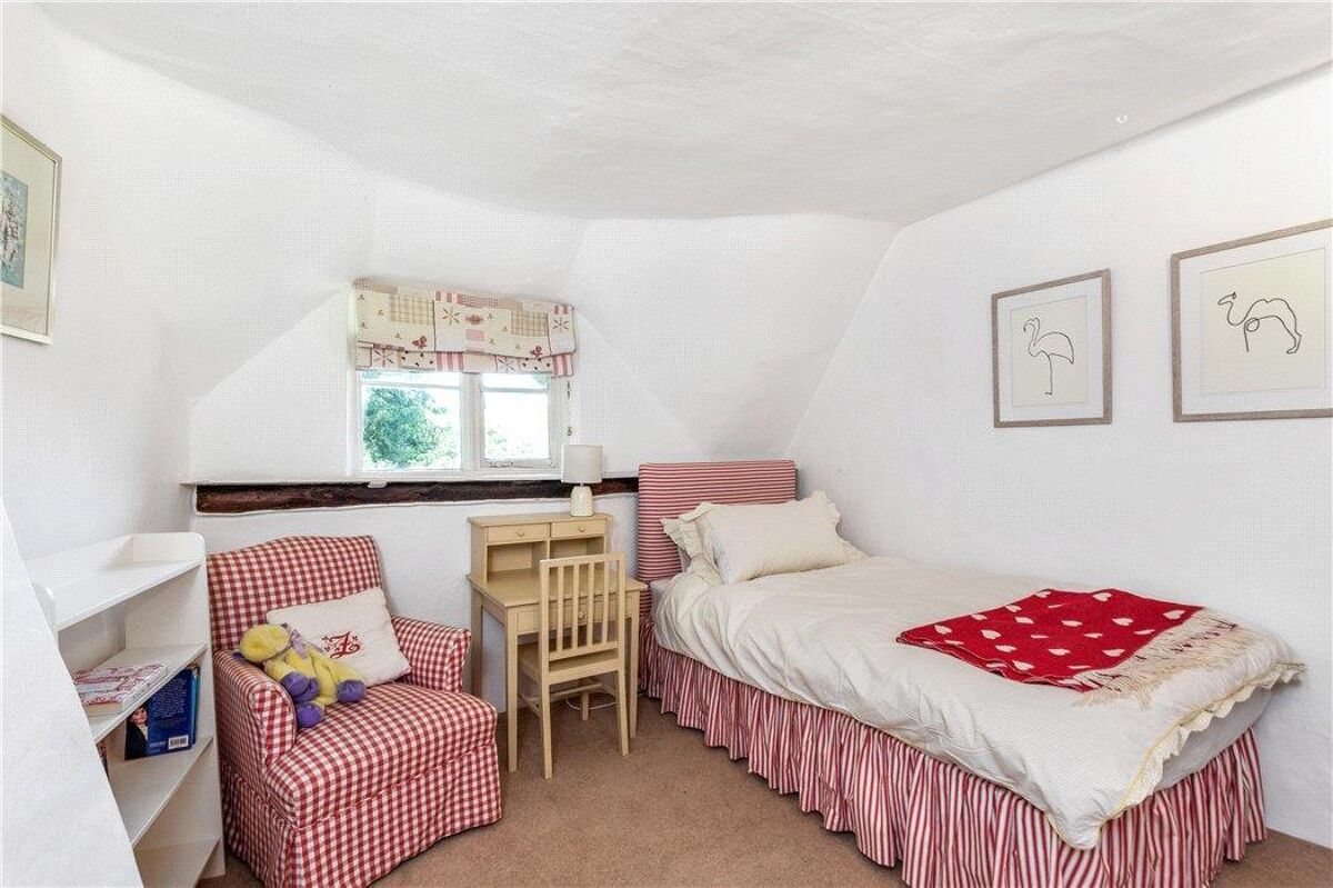 Property for sale Vine Cottage, Union Street, Ramsbury, Marlborough