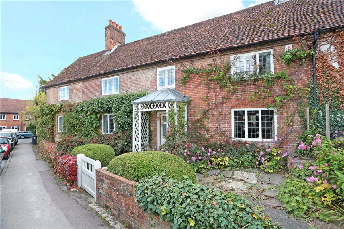 house for sale in High Street, Great Bedwyn, Marlborough, Wiltshire