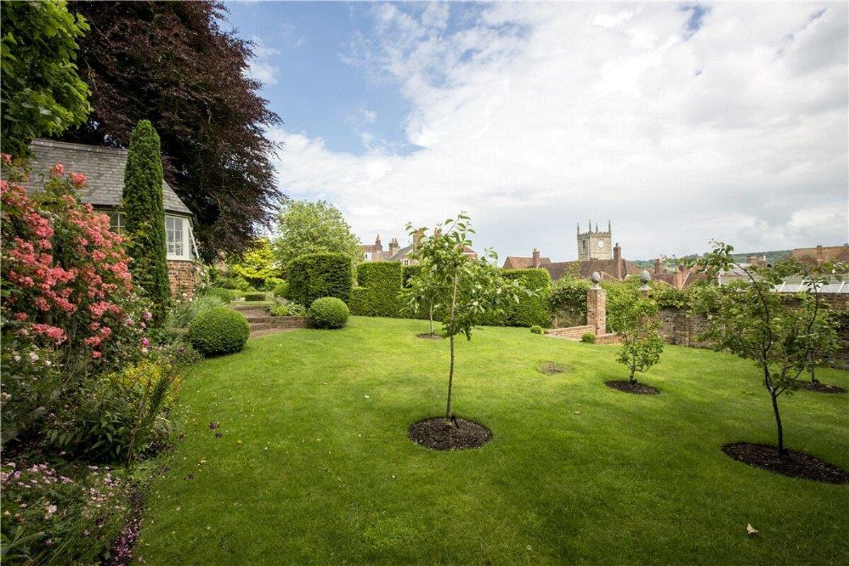 house for sale in Kingsbury Street, Marlborough, Wiltshire, SN8