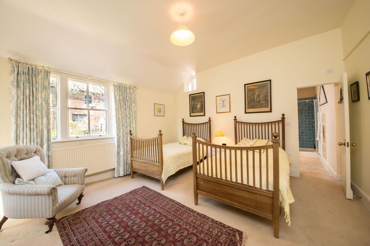 house for sale in Kingsbury Street, Marlborough, Wiltshire, SN8