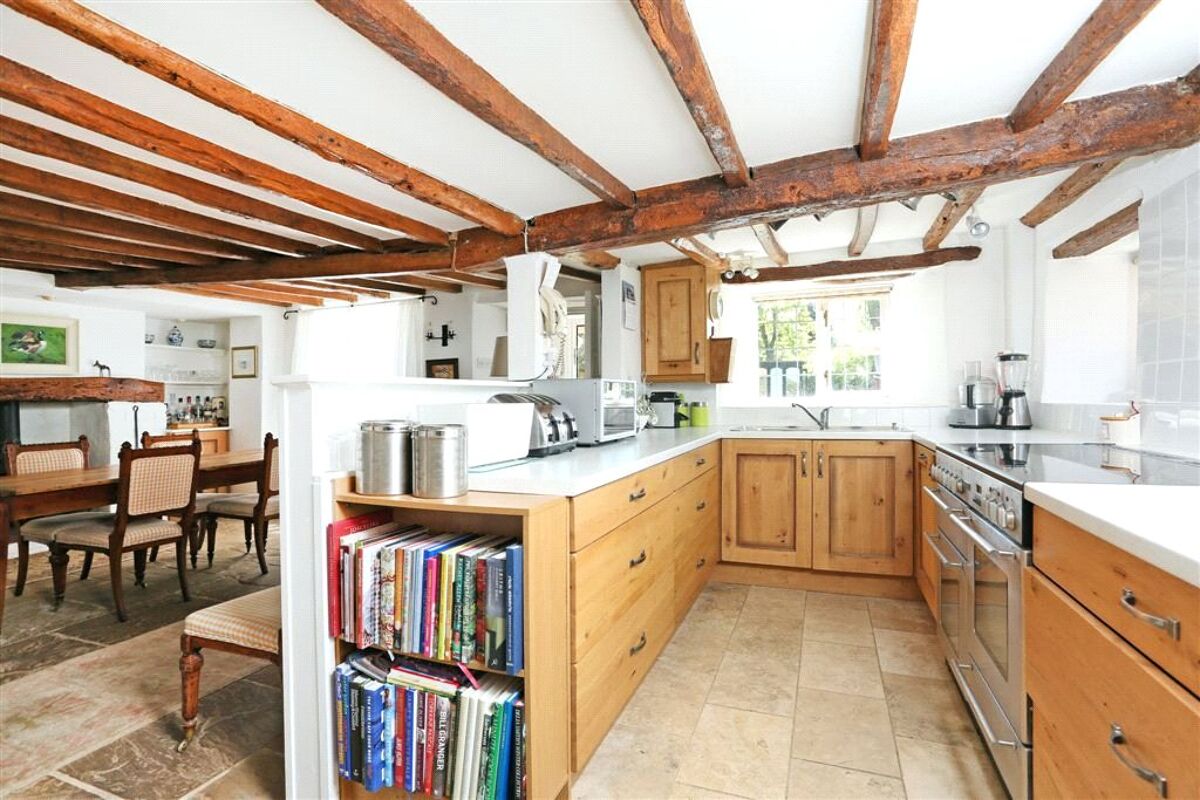 house for sale in Box Hedge Cottage, Eastbury, Hungerford, Berkshire