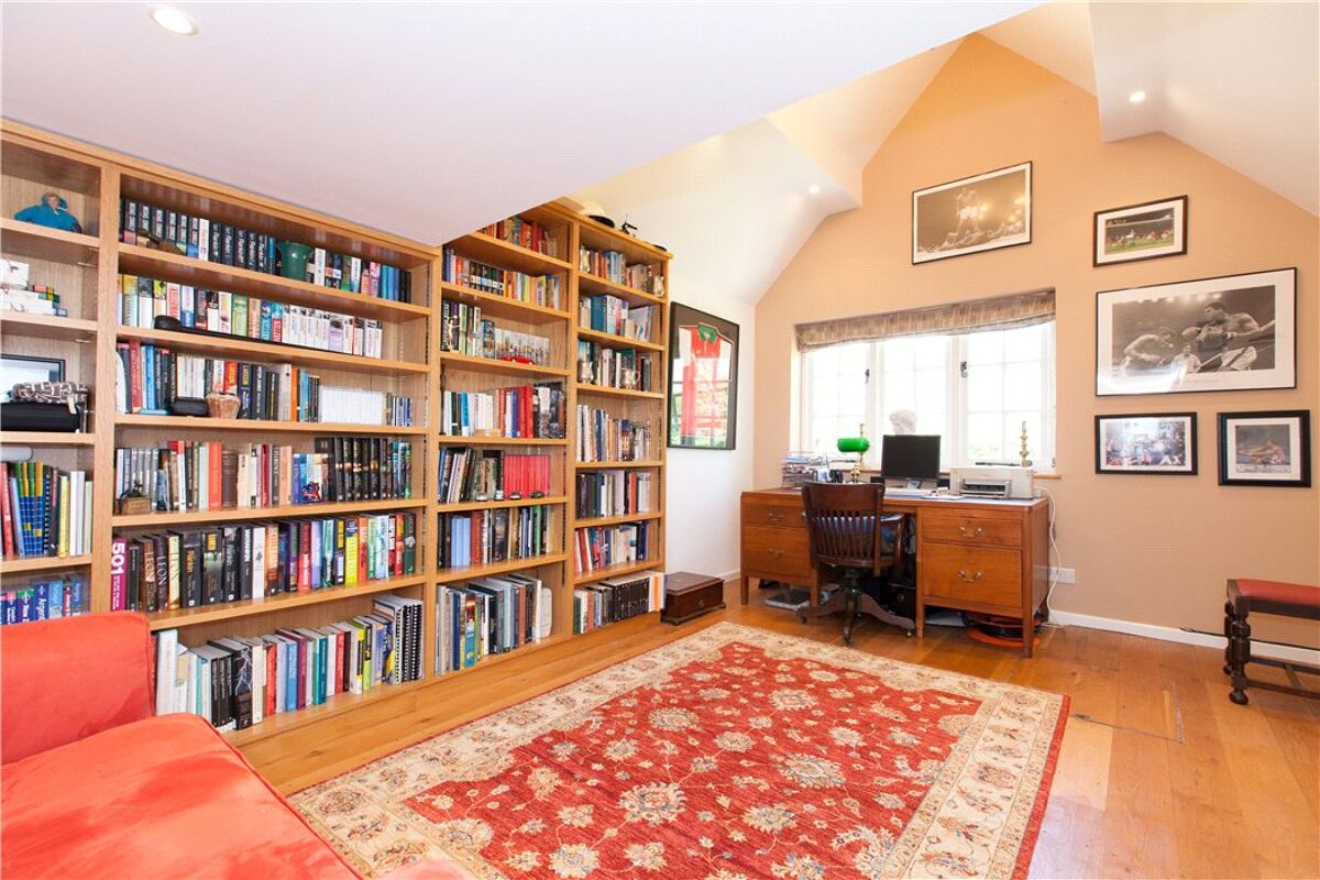 house for sale in Blandys Hill, Kintbury, Hungerford, Berkshire, RG17