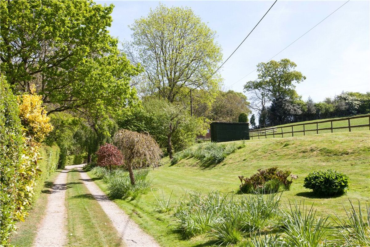 house for sale in Blandys Hill, Kintbury, Hungerford, Berkshire, RG17