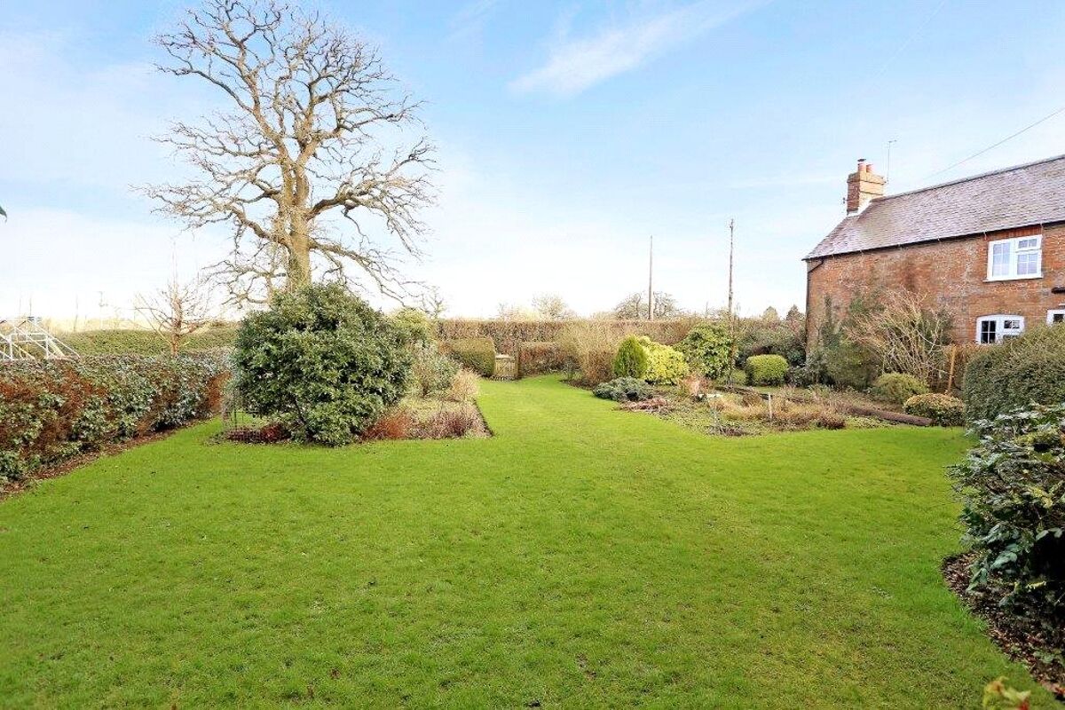 house for sale in Holly Cottage, Kiff Green, Upper Woolhampton, Reading