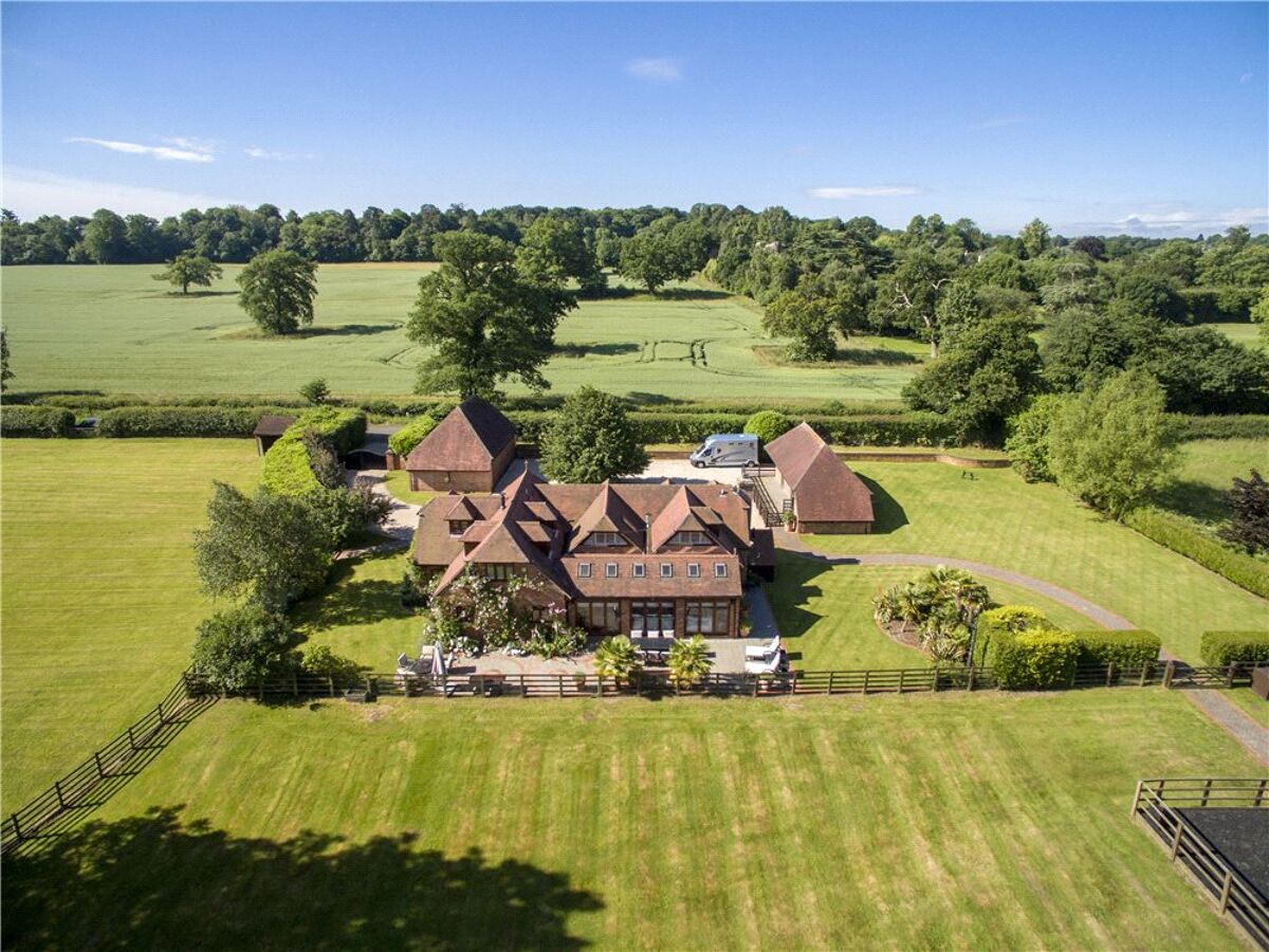 house for sale in Adbury, Newbury, Hampshire, RG20 HNG140014 Knight