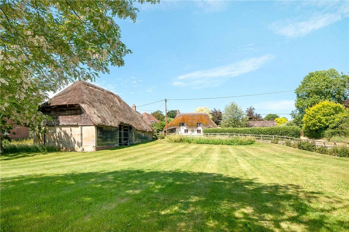 house for sale in Longstock, Stockbridge, Hampshire, SO20 HNG140079