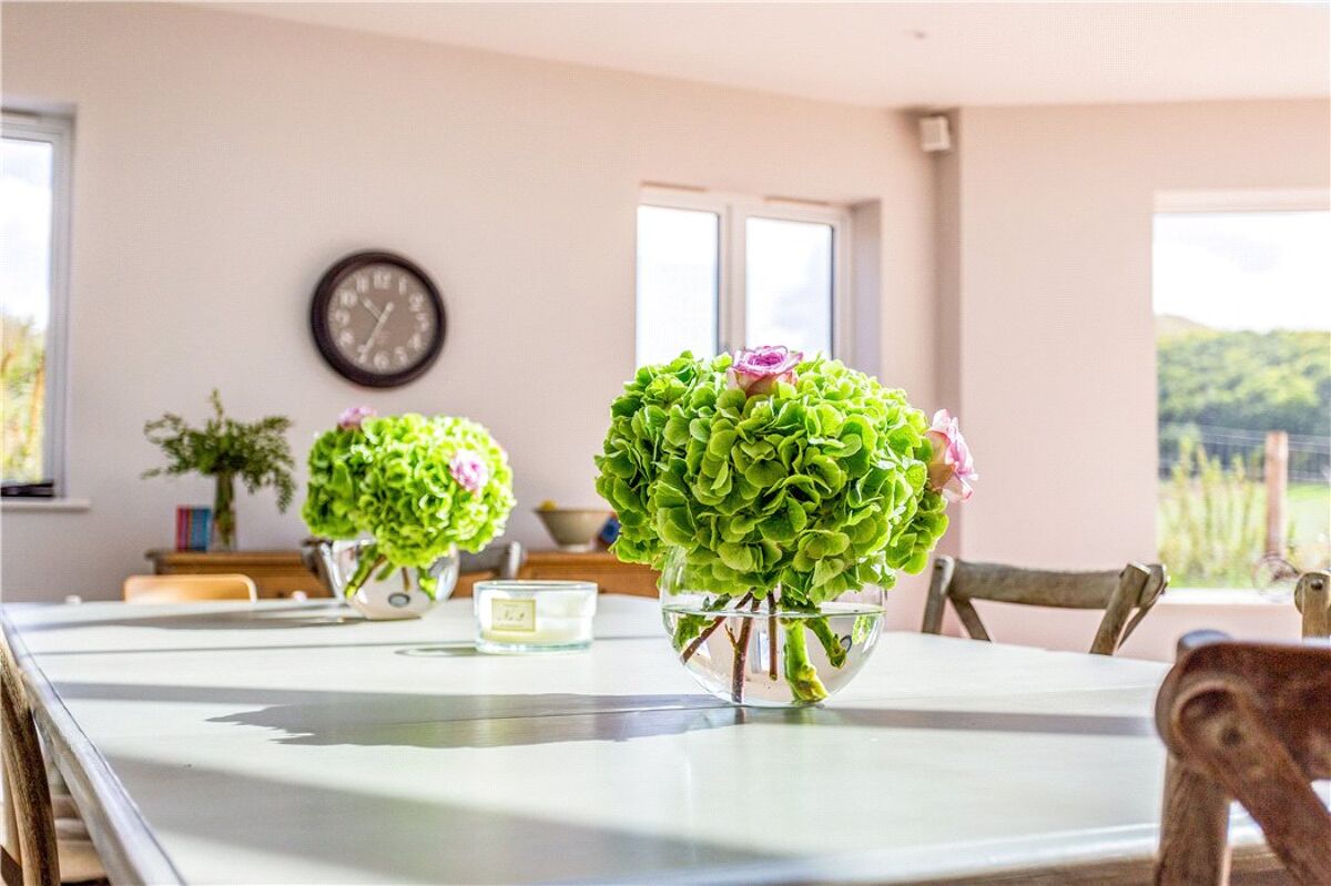 house for sale in Oare, Marlborough, Wiltshire, SN8 HNG140094