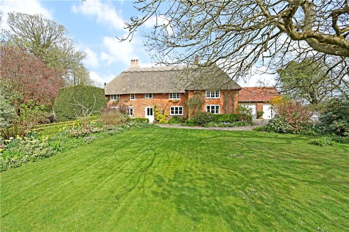 house for sale in Little Estcotts, Firgreen, Burbage, Marlborough