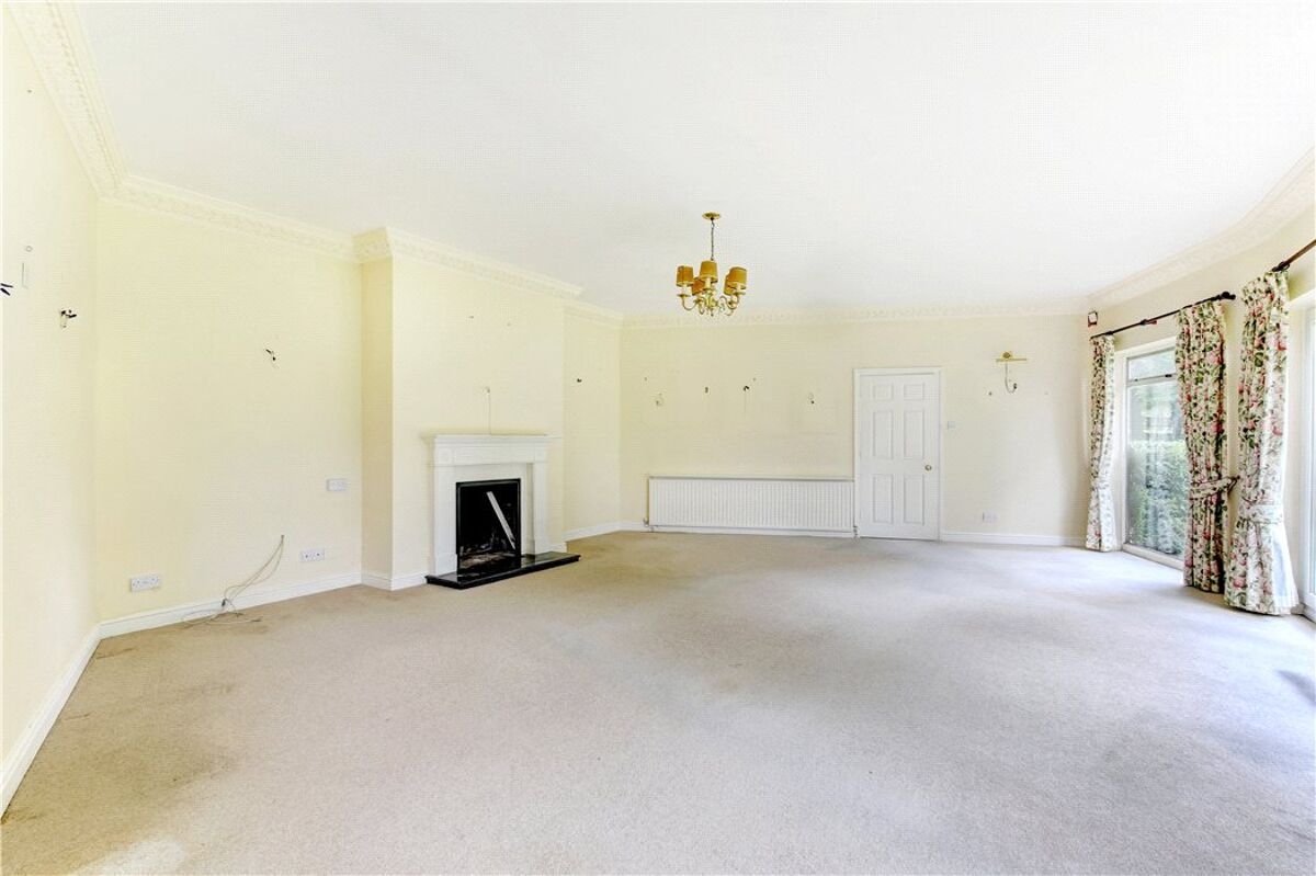 house for sale in Upshire Farm, Greenways, Lambourn, Hungerford