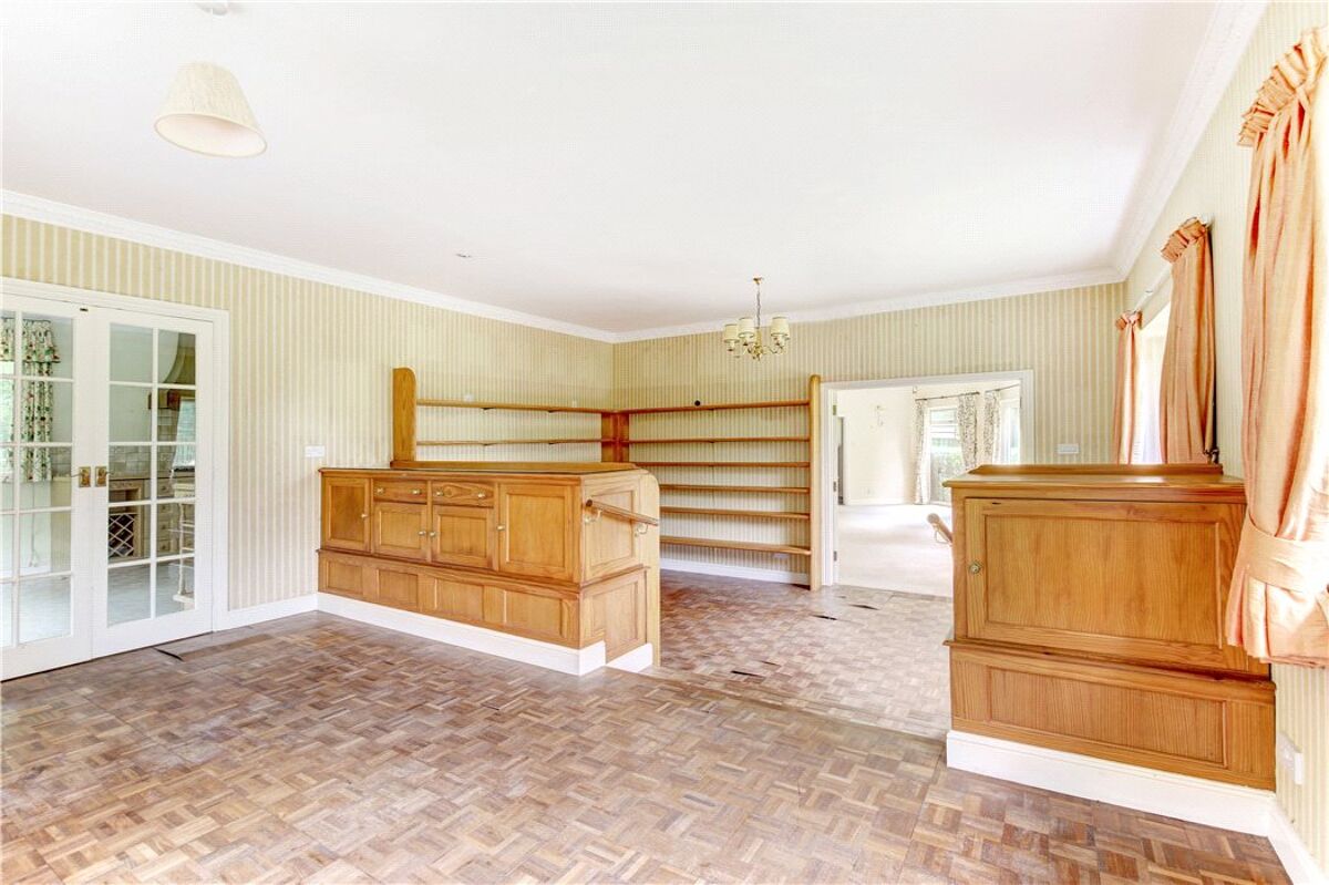 house for sale in Upshire Farm, Greenways, Lambourn, Hungerford