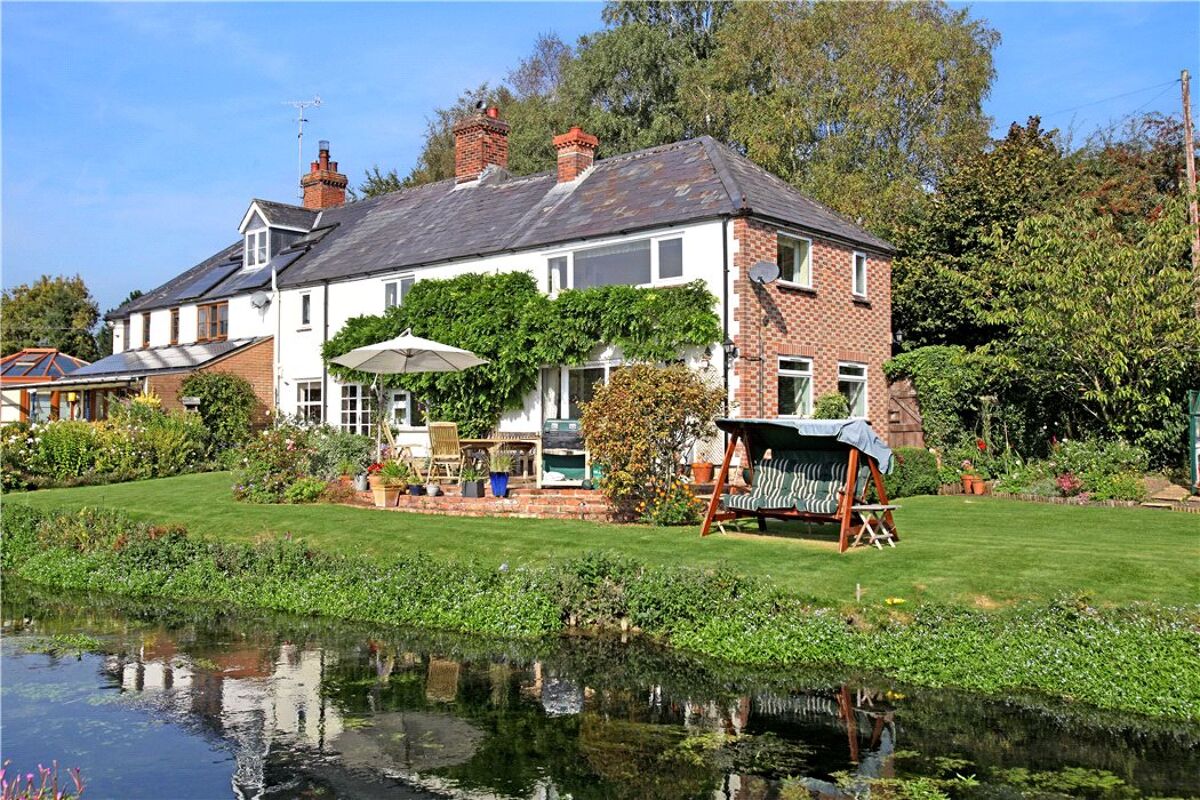 house for sale in Old Cottage, Mildenhall, Marlborough, Wiltshire, SN8 HNG150190