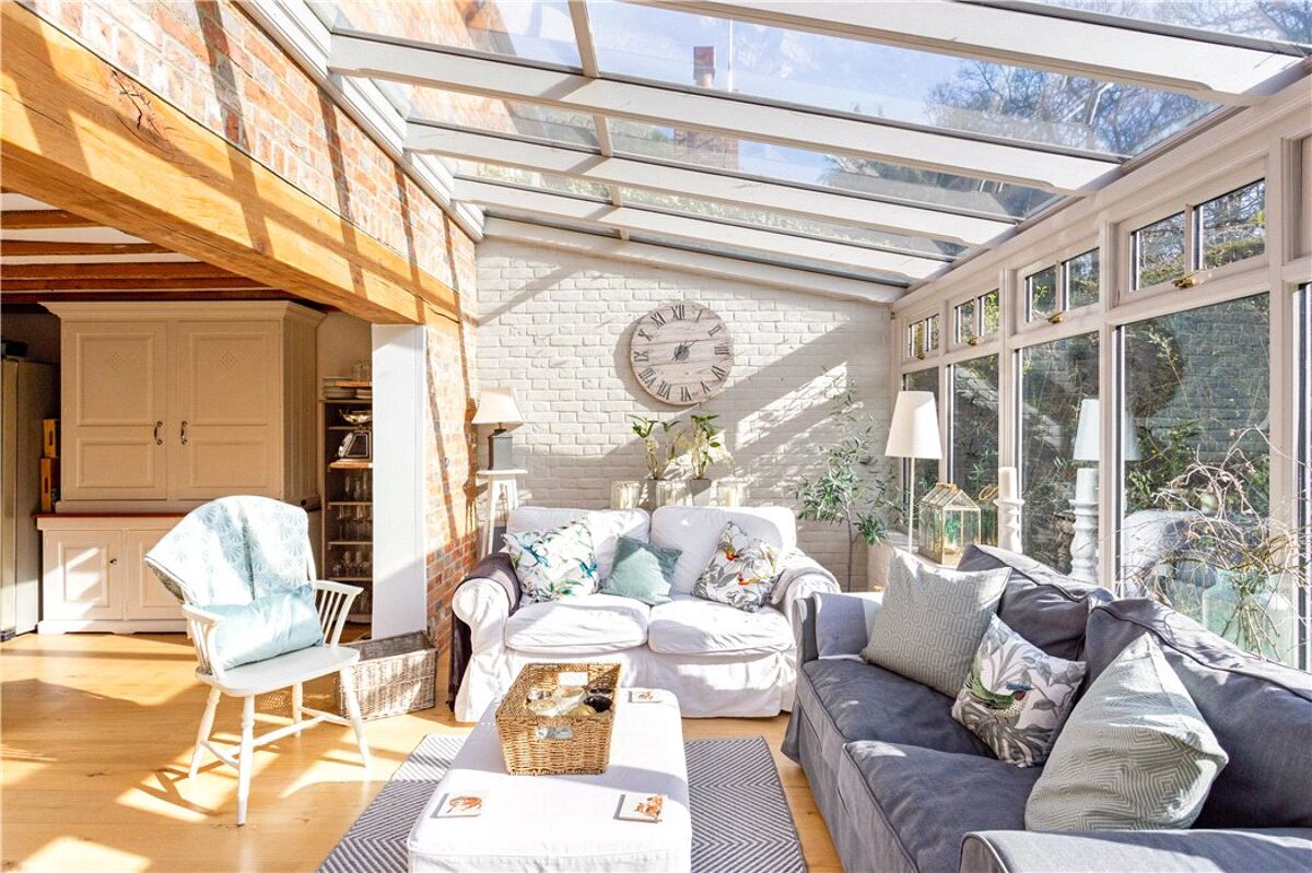 house for sale in Newbury Road, Wickham, Newbury, Berkshire, RG20