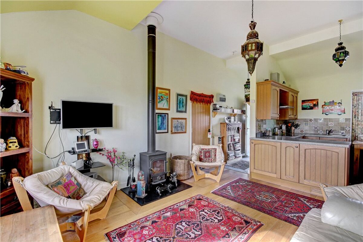 house for sale in Yew Tree Cottage, Clanville, Andover, Hampshire, SP11