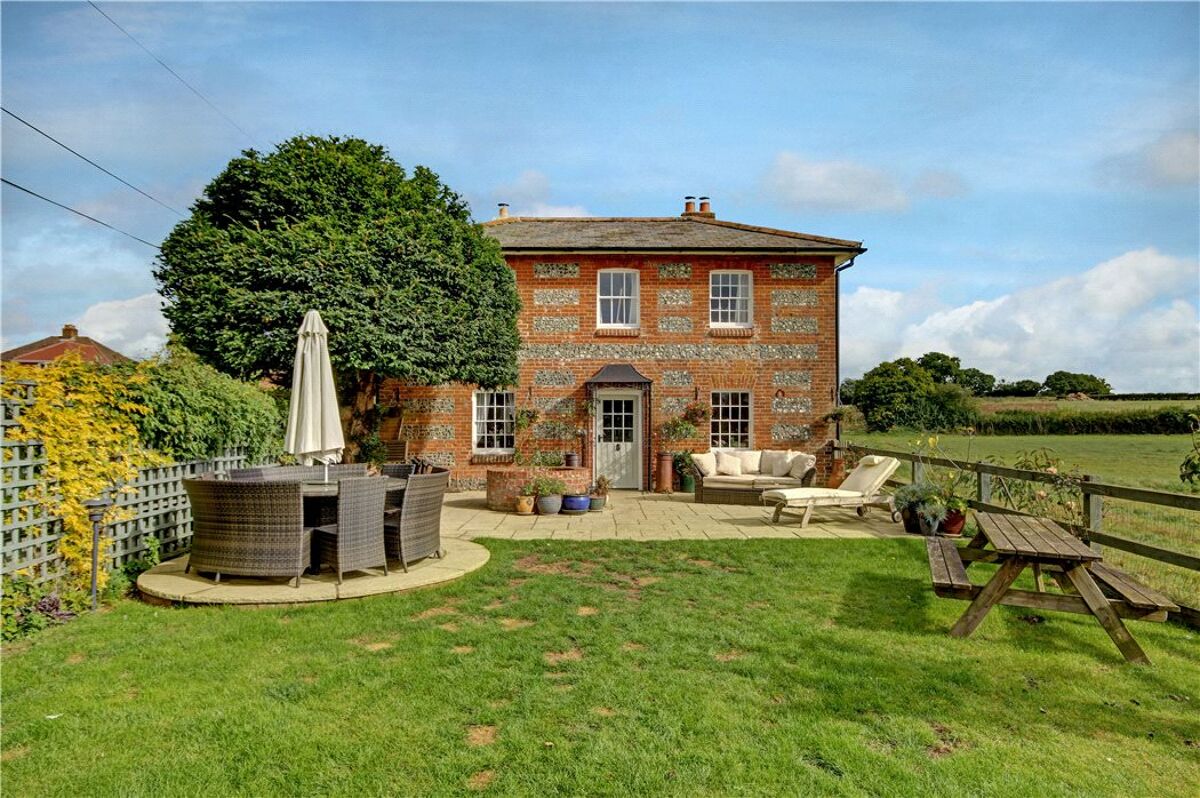 house for sale in Yew Tree Cottage, Clanville, Andover, Hampshire, SP11