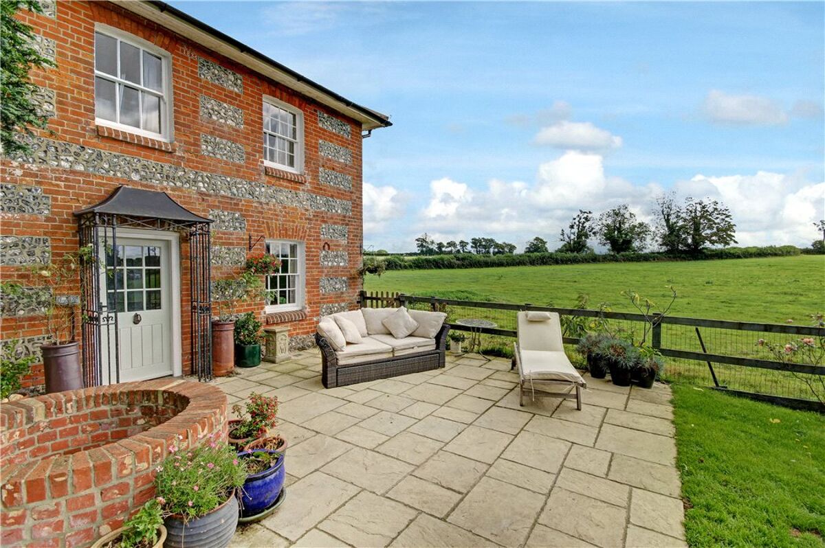 house for sale in Yew Tree Cottage, Clanville, Andover, Hampshire, SP11