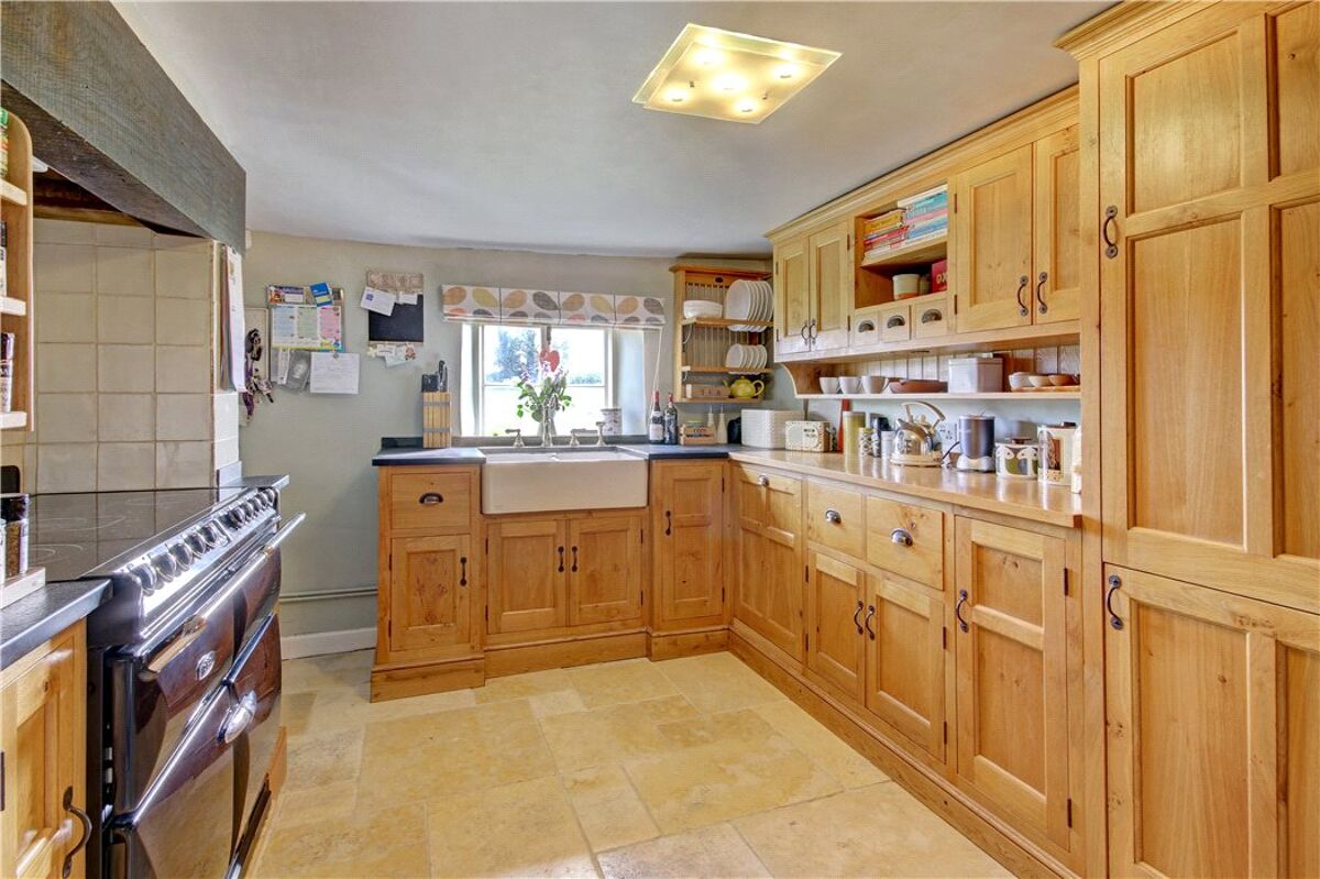 house for sale in Yew Tree Cottage, Clanville, Andover, Hampshire, SP11