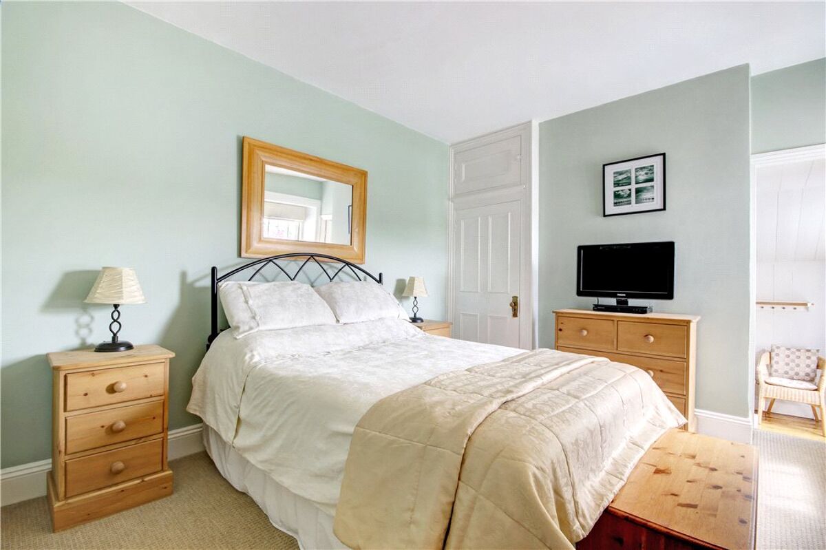 house for sale in Greywethers, High Street, Swindon