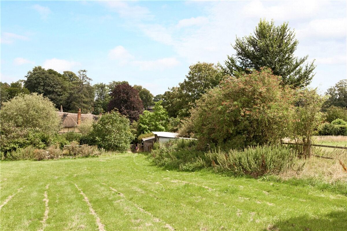 house for sale in Appleshaw, Andover, Hampshire, SP11 HNG160172