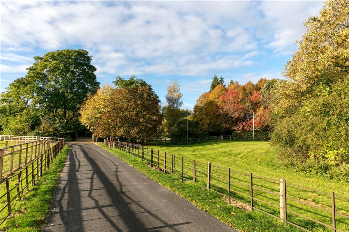 house for sale in Templeton Road, Kintbury, Hungerford, Berkshire, RG17 HNG160212 Knight Frank