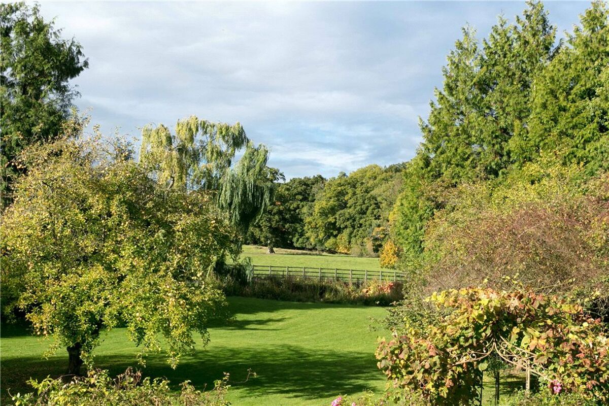 house for sale in Templeton Road, Kintbury, Hungerford, Berkshire, RG17