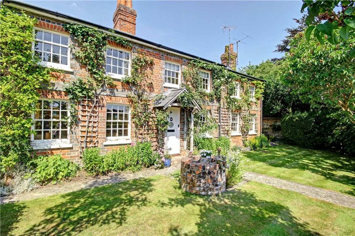 house for sale in Back Street, East Garston, Hungerford, Berkshire