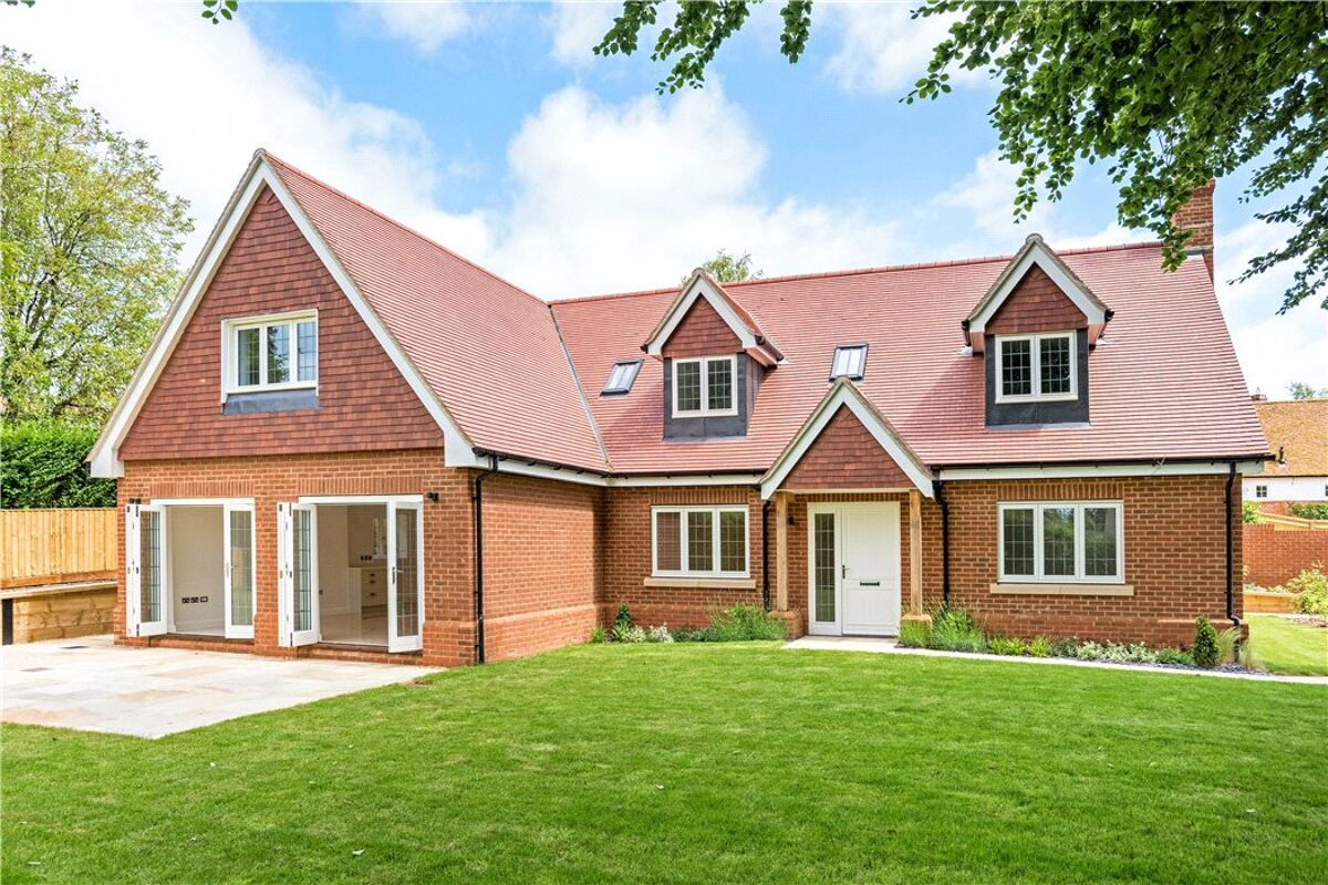 house for sale in Cardigan Road, Marlborough, Wiltshire, SN8