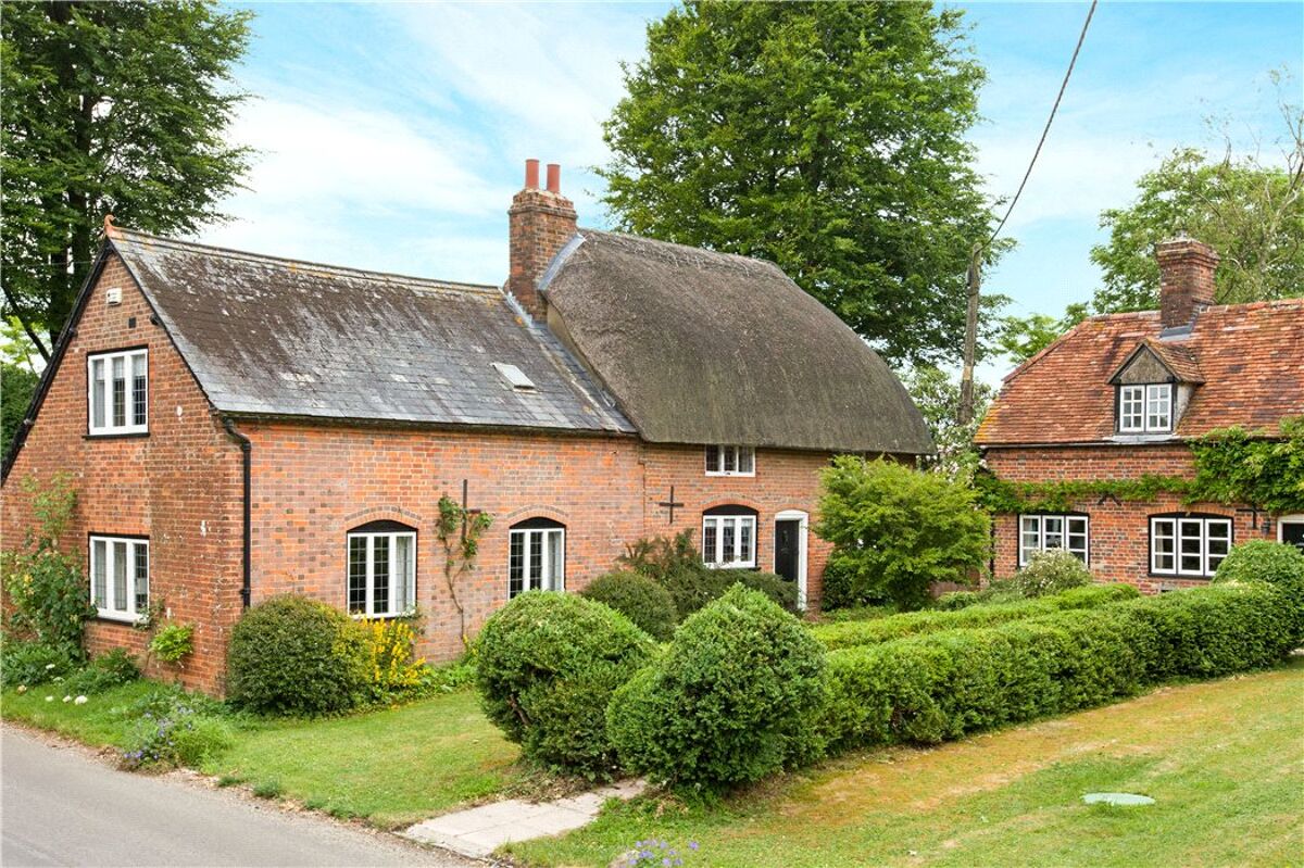 house for sale in Farnborough, Wantage, Berkshire, OX12 HNG170136 Knight Frank