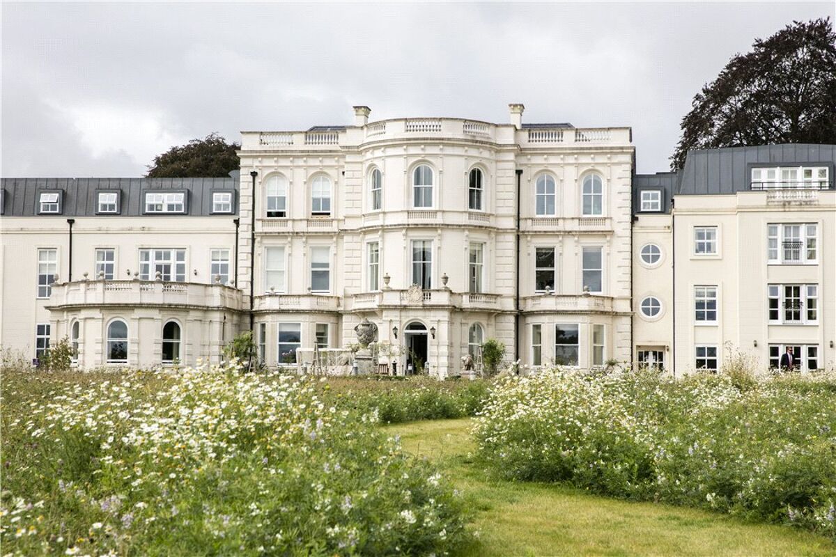 flat for sale in Inglewood House, Templeton Road, Kintbury, Hungerford