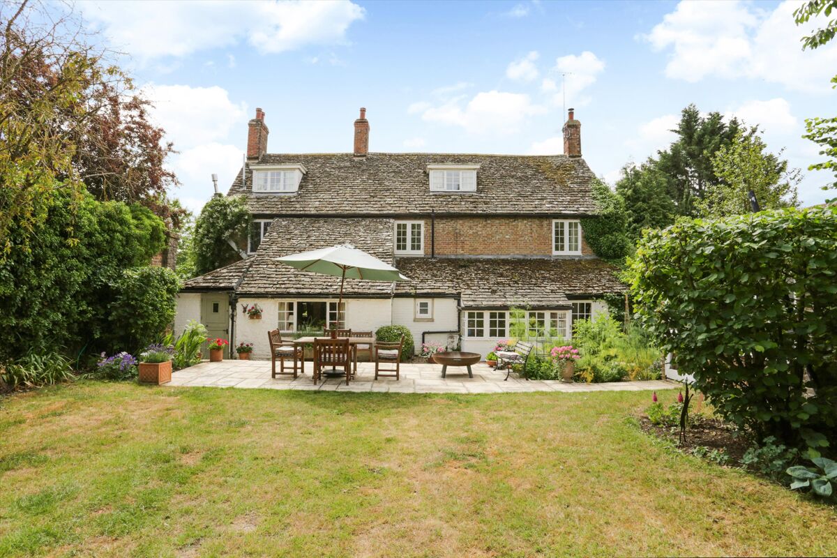 house for sale in Manor Lane, Shrivenham, Swindon, SN6 HNG180015 Knight Frank