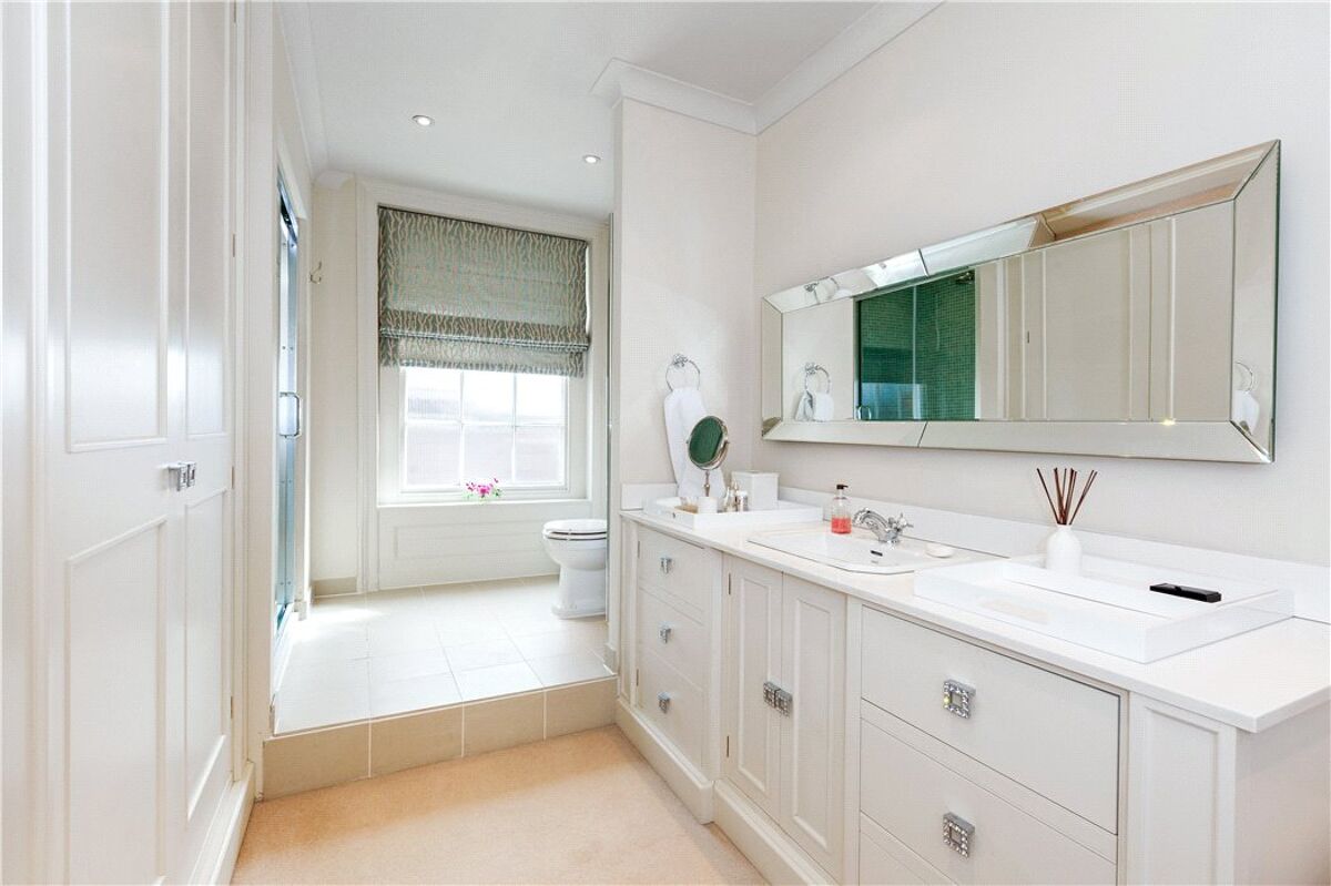 house for sale in Church Road, Shaw, Newbury, Berkshire, RG14