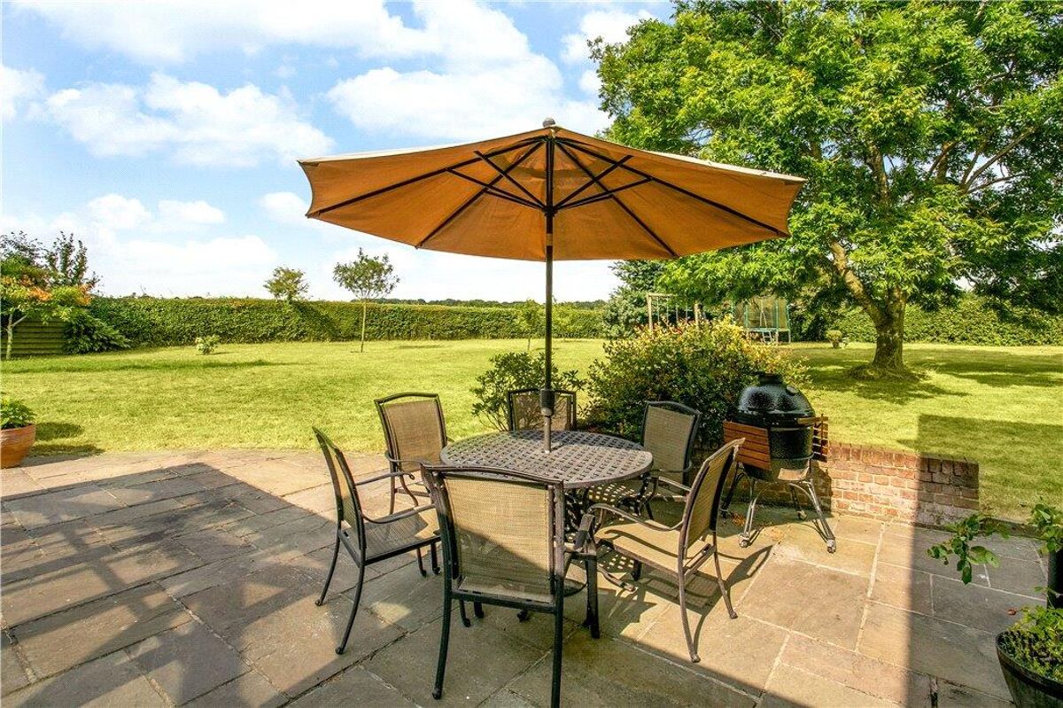 house for sale in North Heath, Chieveley, Newbury, Berkshire, RG20