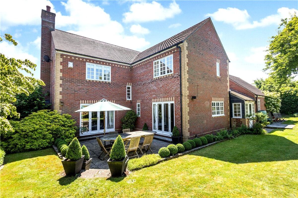 house for sale in Granary Road, Great Bedwyn, Marlborough, Wiltshire