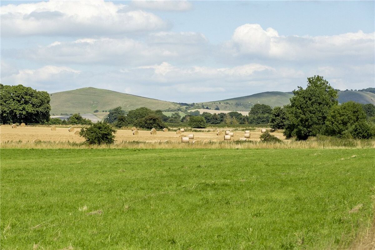 house for sale in Stanton Farm, Stanton St. Bernard, Marlborough