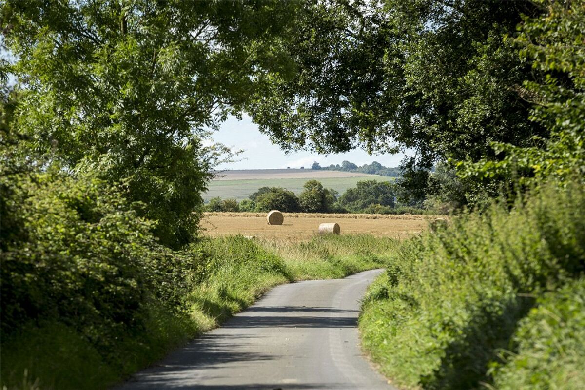 house for sale in Stanton Farm, Stanton St. Bernard, Marlborough