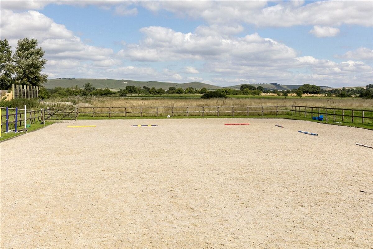 house for sale in Stanton Farm, Stanton St. Bernard, Marlborough