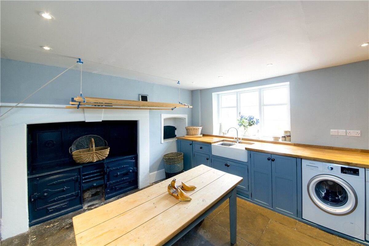 house for sale in All Cannings, Devizes, Wiltshire, SN10 HNG190051 Knight Frank