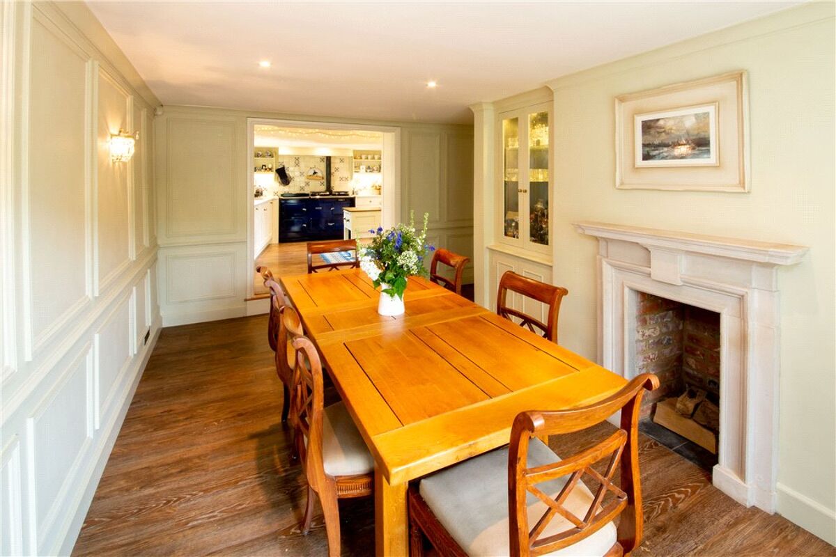 house for sale in Chilton Foliat, Hungerford, Wiltshire, RG17