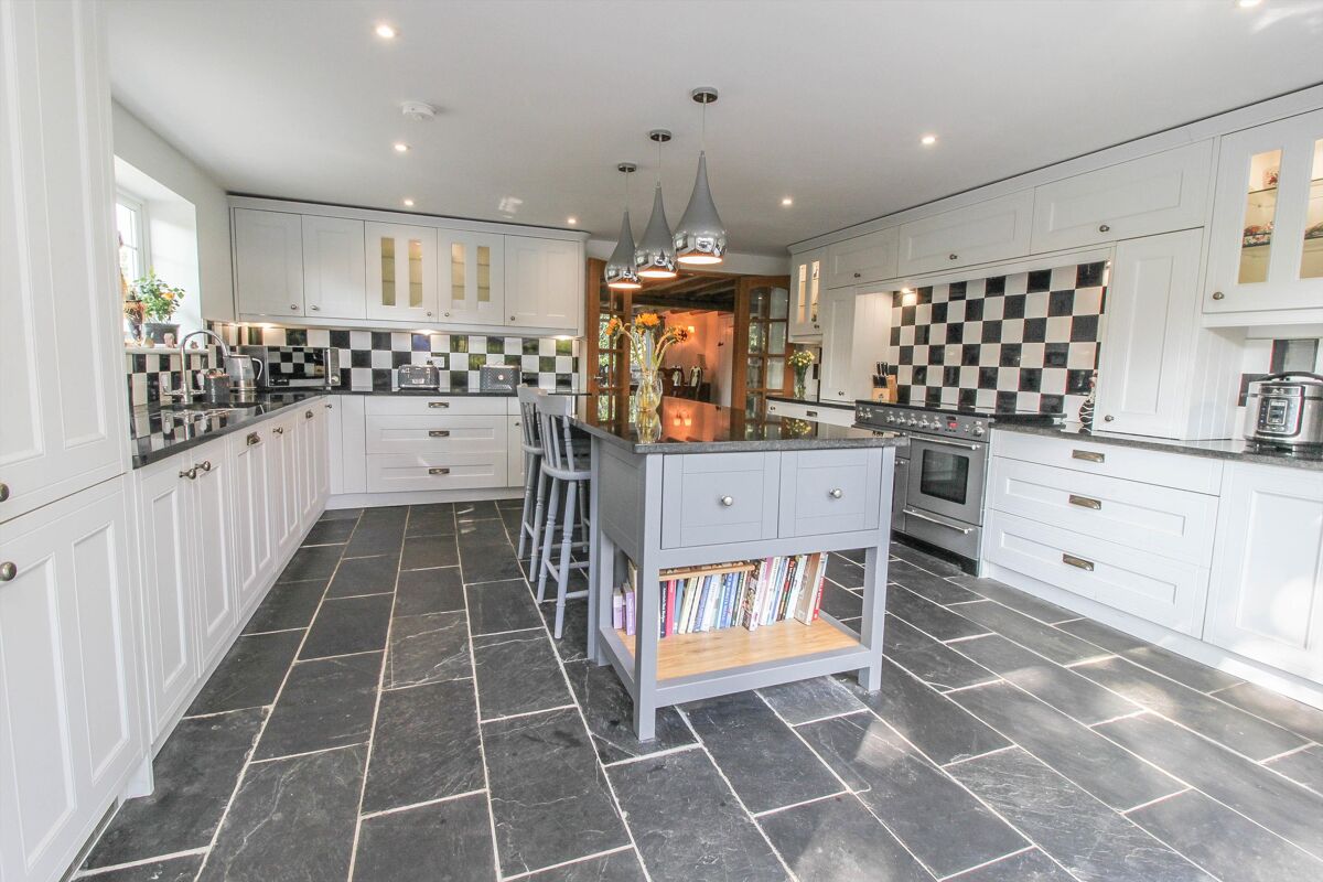 house for sale in Henley, Marlborough, Wiltshire, SN8 HNG190171