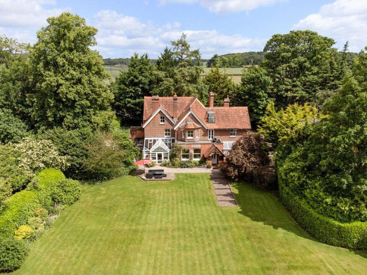 house for sale in Halfway, Newbury, Berkshire, RG20 HNQ012040258