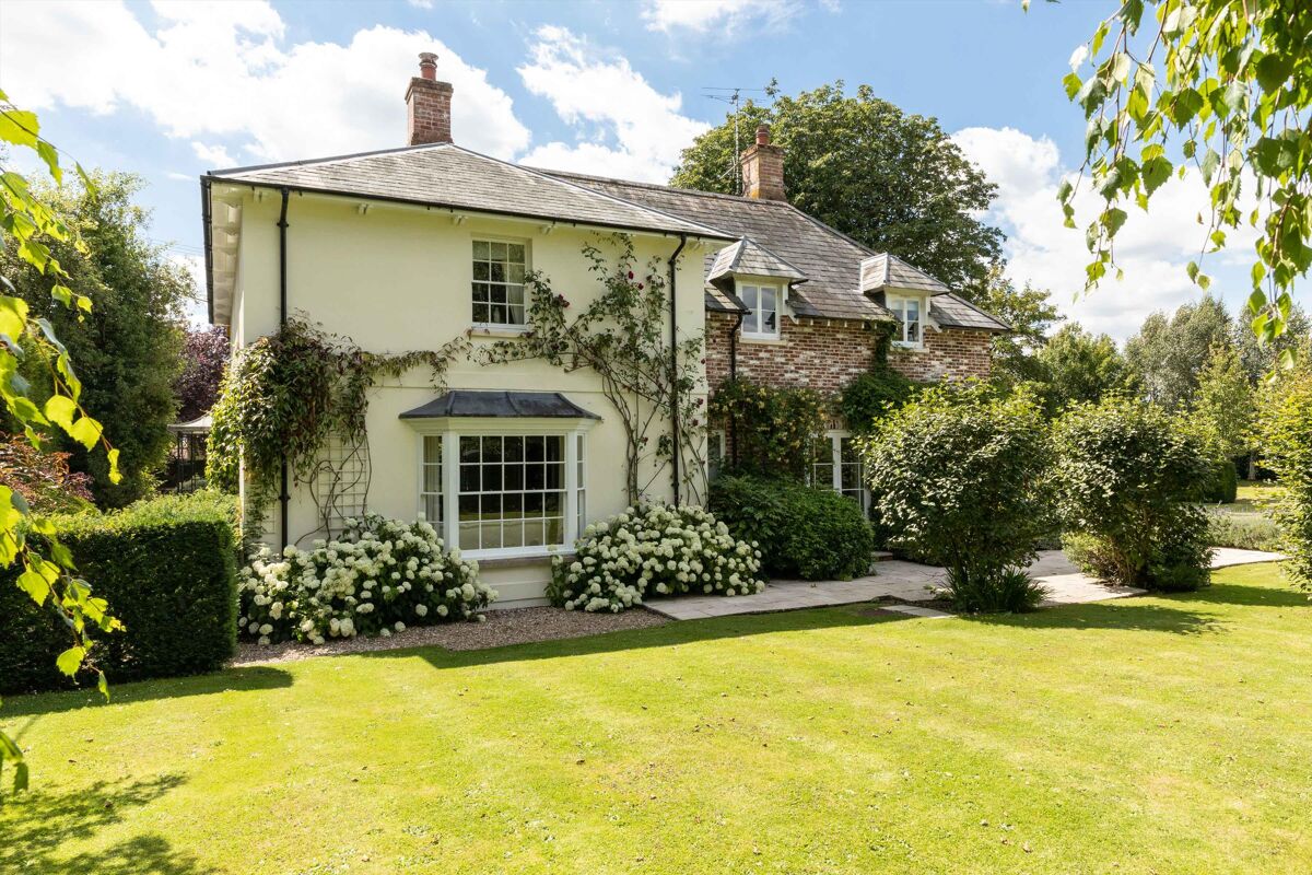 house for sale in Milton Lilbourne, Pewsey, Wiltshire, SN9