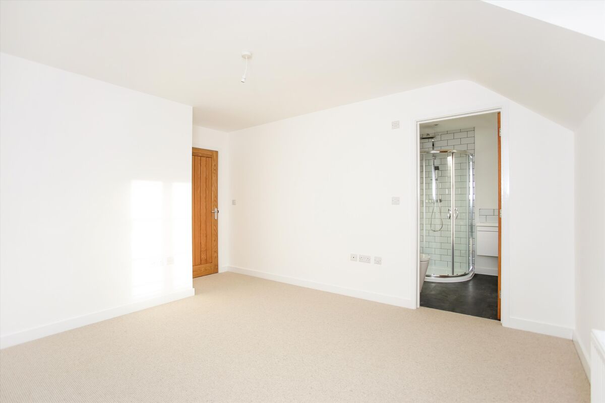 house for sale in Lower Chute, Andover, Wiltshire, SP11 HNQ012070209