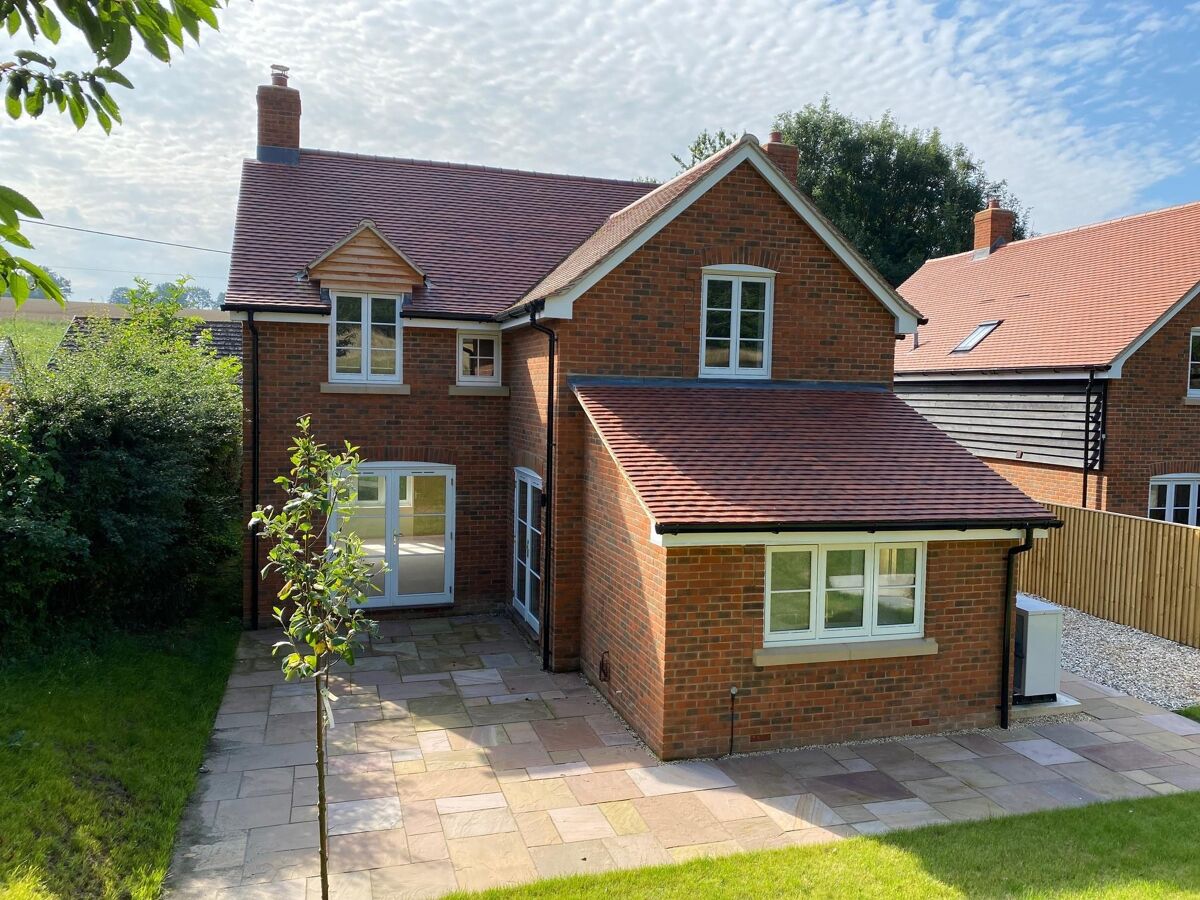 house for sale in Lower Chute, Andover, Wiltshire, SP11 HNQ012070209