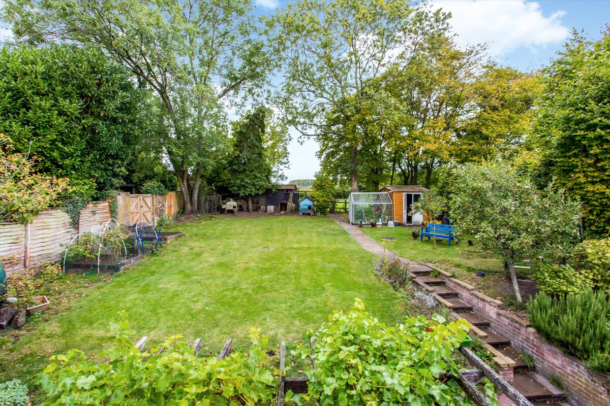 house for sale in Jarvis Street, Upavon, Pewsey, Wiltshire, SN9 HNQ012078997 Knight Frank house for sale in Jarvis Street, Upavon, Pewsey, Wiltshire, SN9 HNQ012078997 Knight Frank