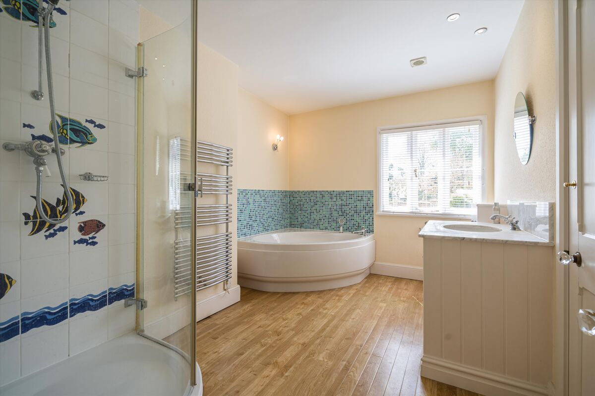 house for sale in Wantage, Oxfordshire, OX12 HNQ012079593 Knight Frank