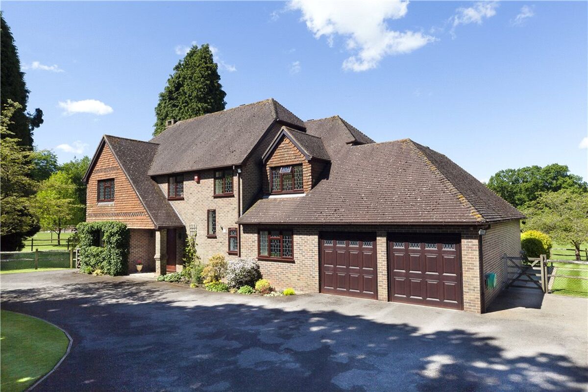 House For Sale In Roffey Park Forest Road Horsham West Sussex Rh12 Hor120053 Knight Frank