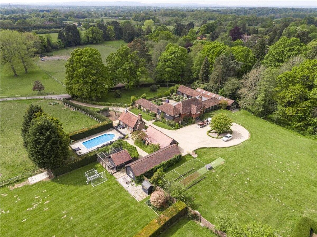 house for sale in Picts Lane, Horsham, West Sussex, RH13 HOR130185