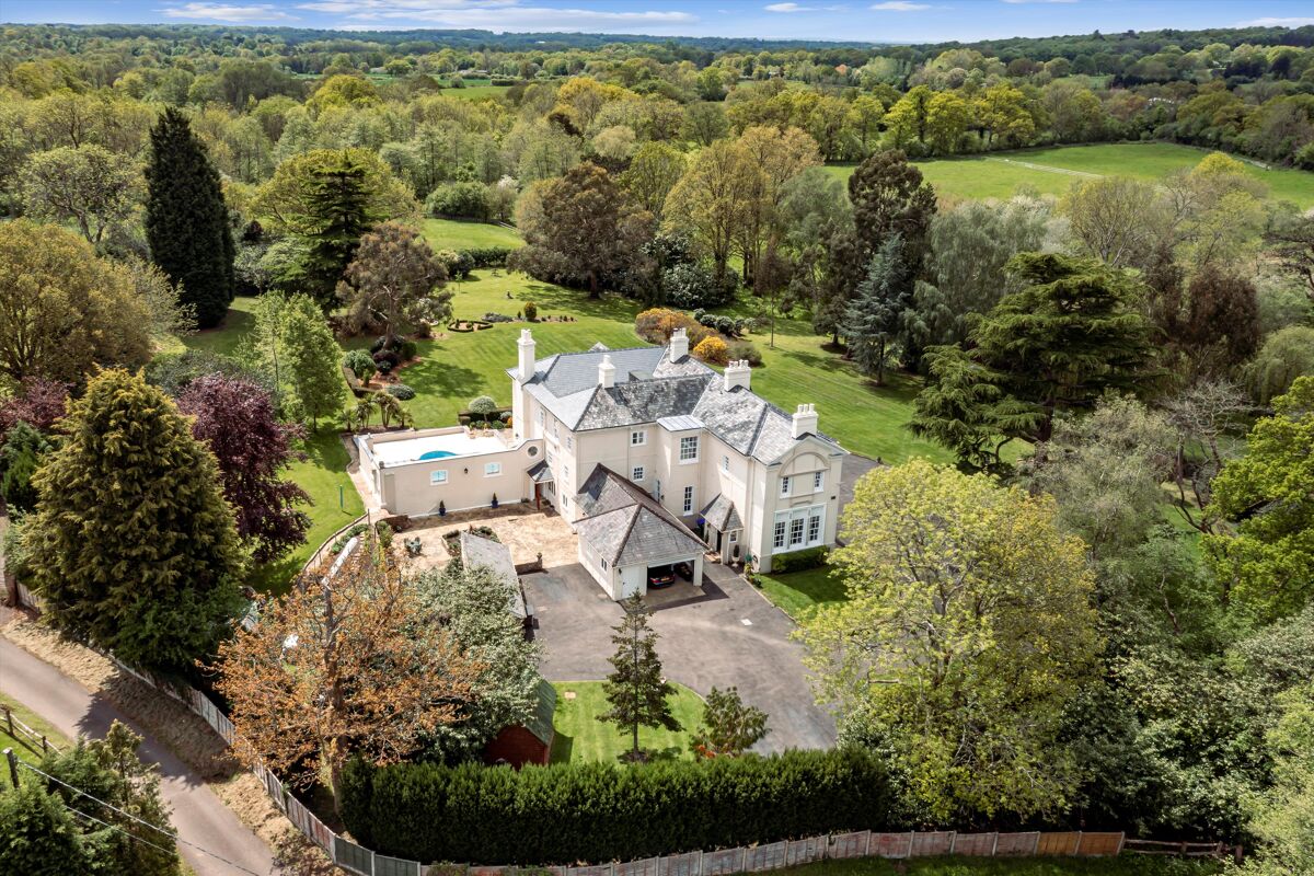 house for sale in Bognor Road, Broadbridge Heath, Horsham, West Sussex